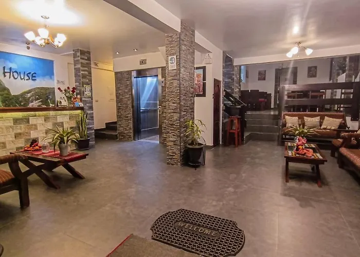 Adventure Hotel